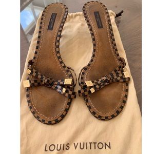 LOUIS VUITTON Heels